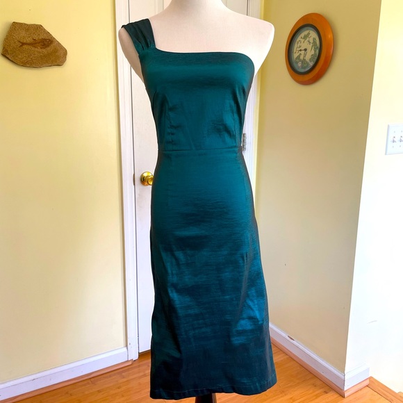 ModCloth one shoulder Rock Steady Dress - Picture 3 of 10